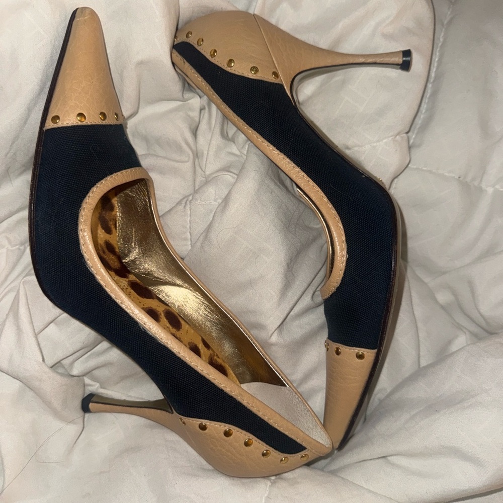 Dolce & Gabbana Tan and Black Heels